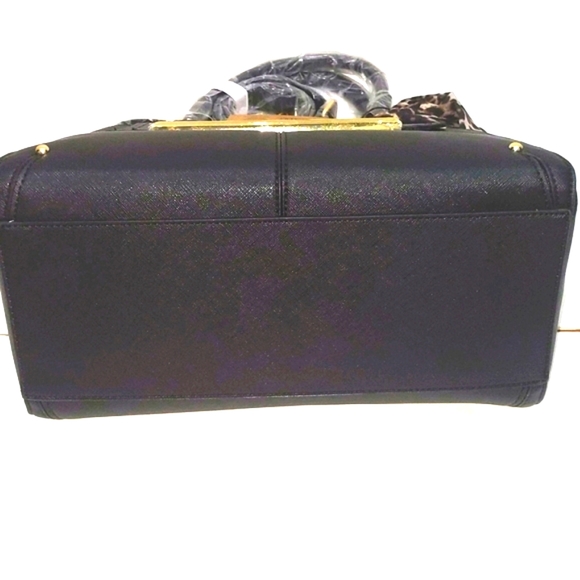 Steve Madden Bjuno Black Bag With Cheetah Scarf NWT - Picture 4 of 9